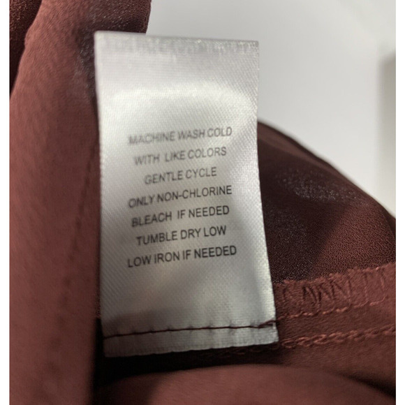 Dr2 Womens Top XS Burgundy Red Polka Dot Flowy Hi‎ Low Career Blouse - Picture 9 of 13